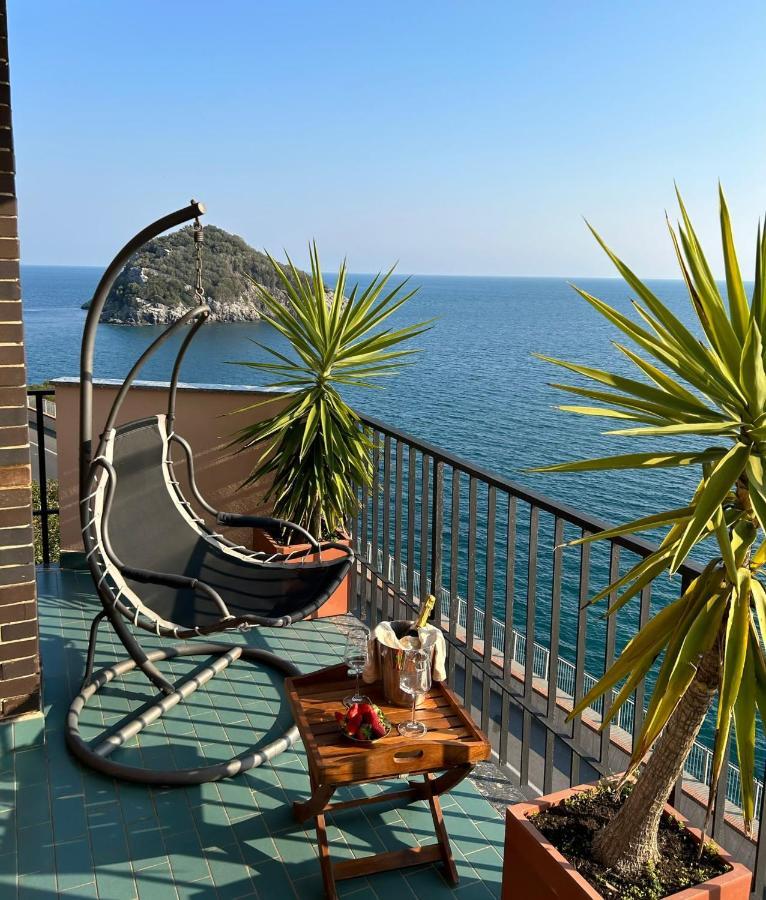 Casa Isola Apartment แบร์เจจจี ภายนอก รูปภาพ