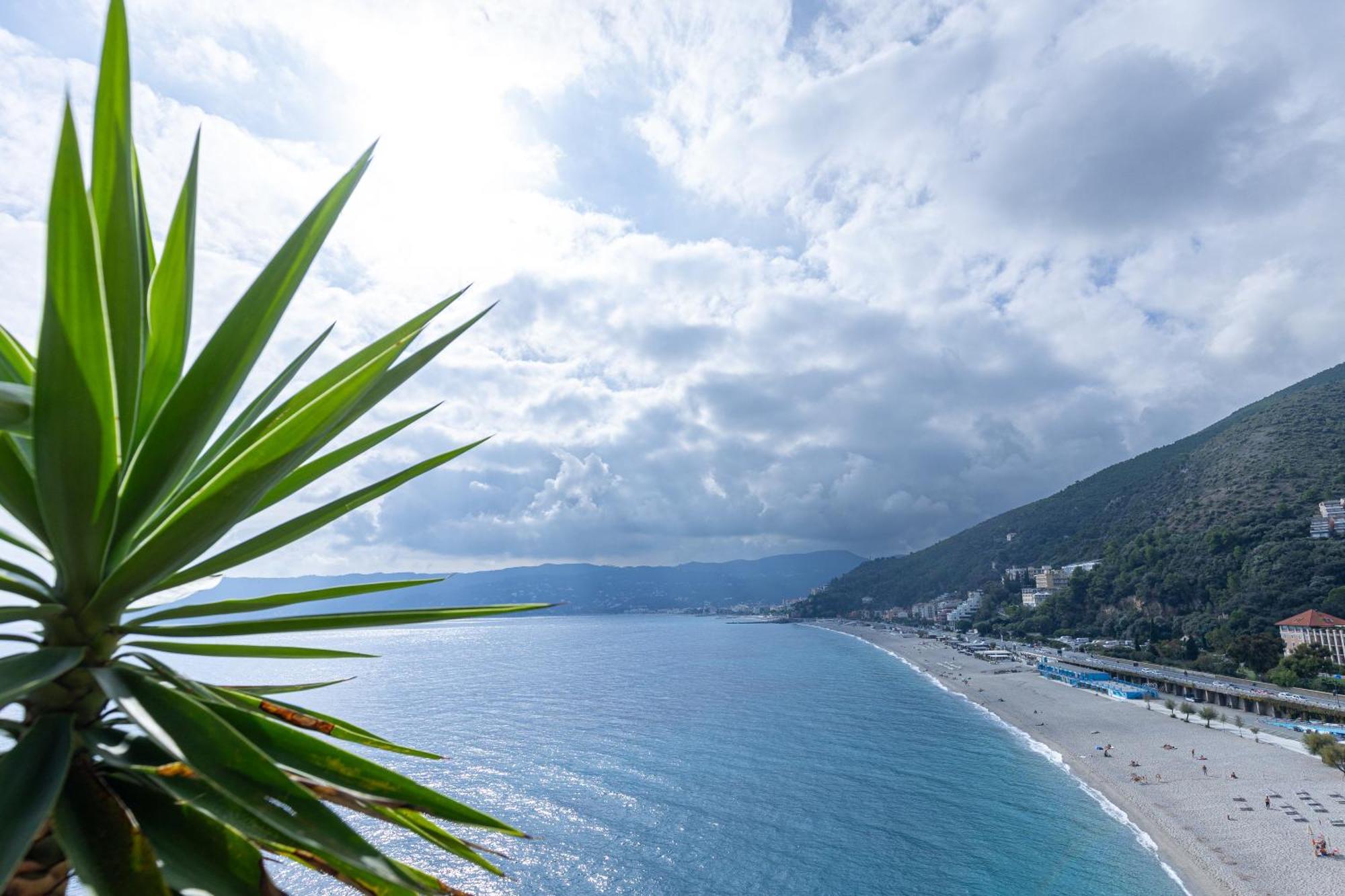 Casa Isola Apartment แบร์เจจจี ภายนอก รูปภาพ
